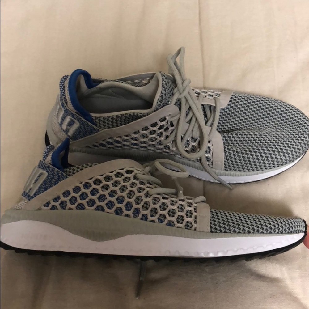 Puma Shoes - Picture 2 of 4
